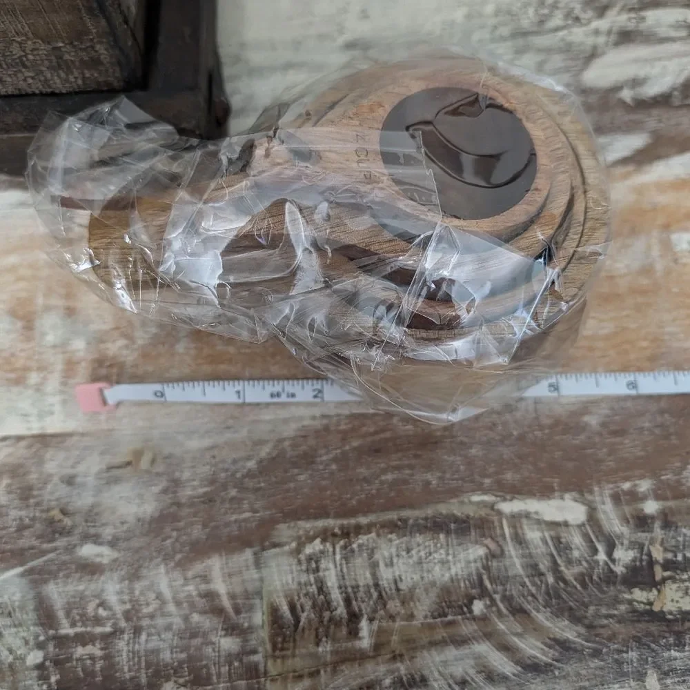 NIP Acacia Wood Measuring Cups and Measuring Spoon Set